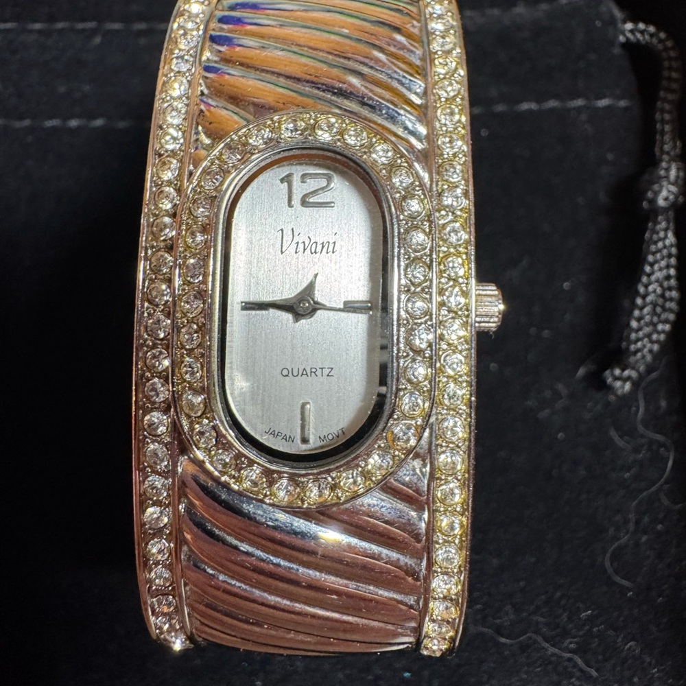 Vivani Vintage Silver toned and Rhinestone Women's Quartz Watch Clamper Style